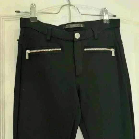 Woman’s Black Jean/Leggings/Jeggings Very Stretchy Stylish Business Professional - Picture 3 of 4